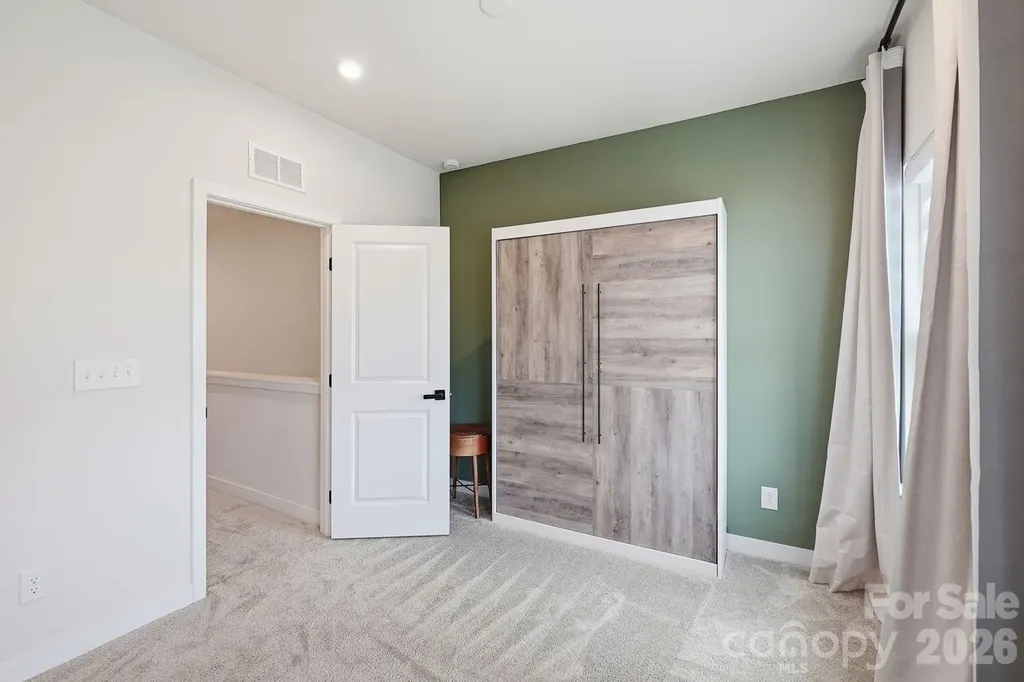 1063 Simcoe Lane Charlotte NC 28217