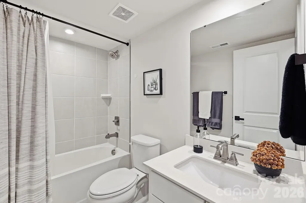 1063 Simcoe Lane Charlotte NC 28217