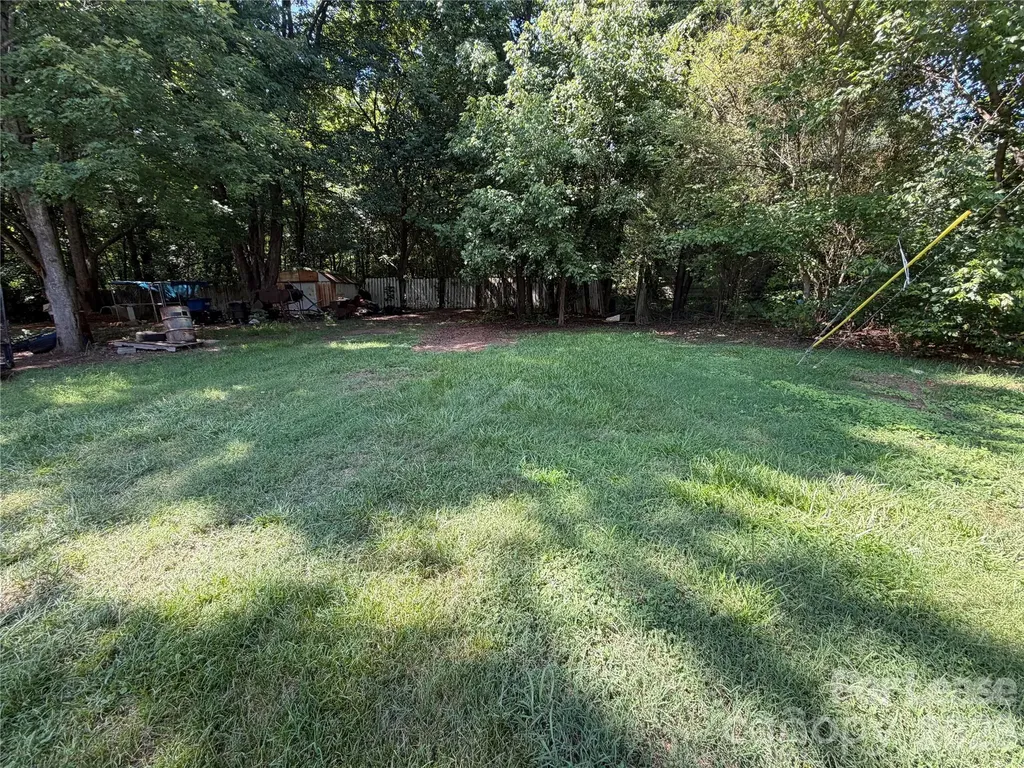 2621 E Greenbriar Road Statesville NC 28625