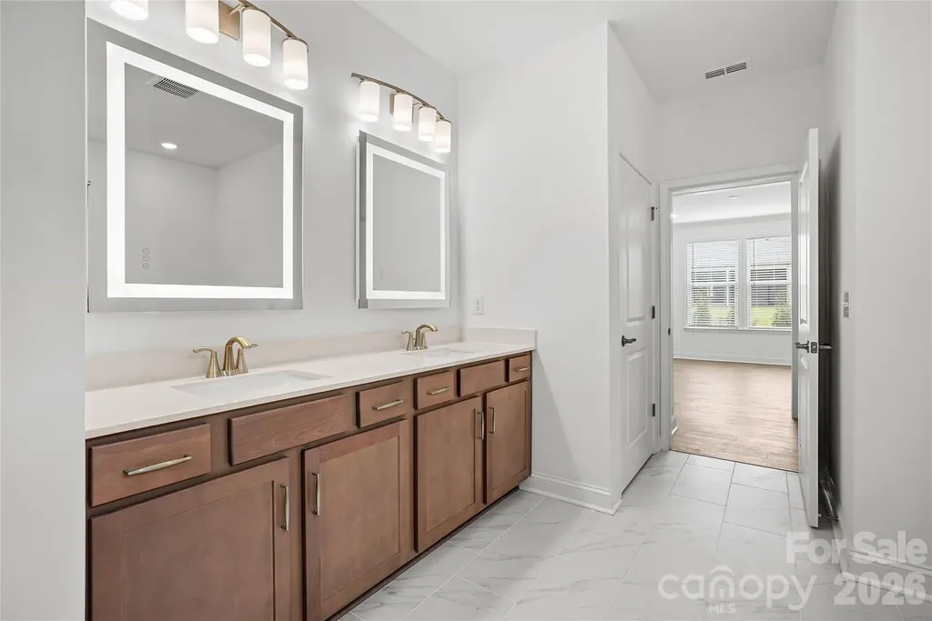 2722 Peak Court Belmont NC 28012