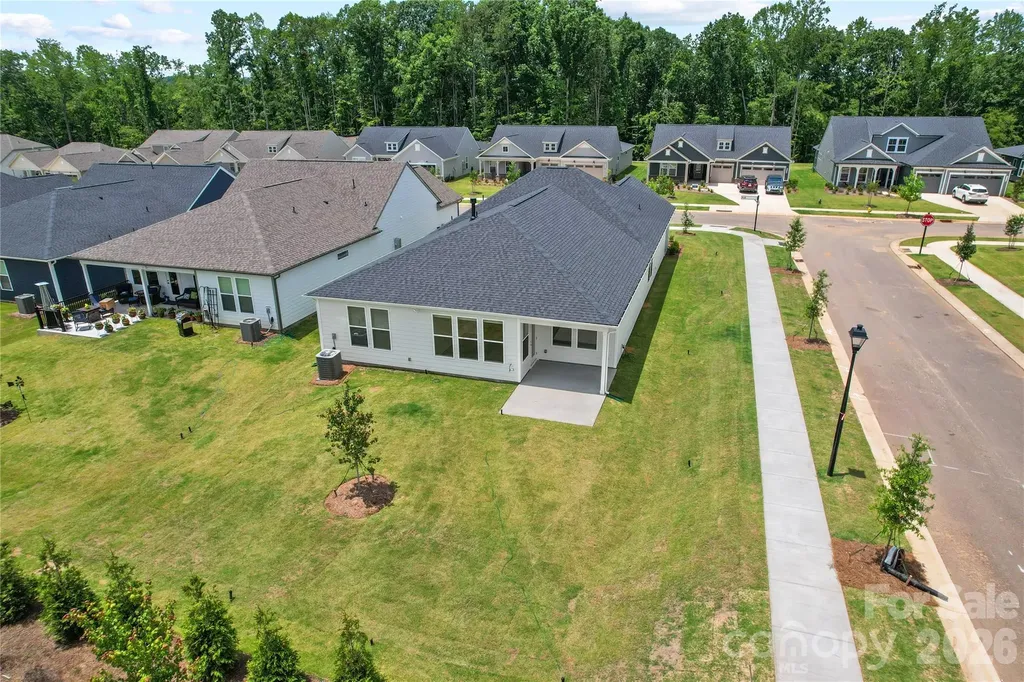 2722 Peak Court Belmont NC 28012