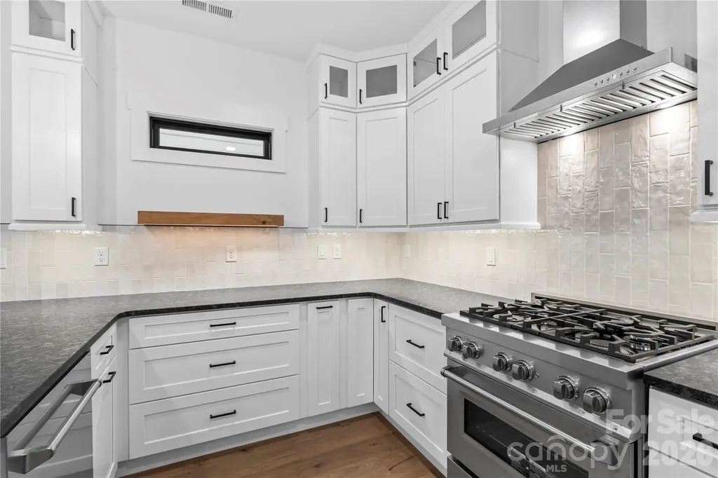 165 Martha Avenue Hendersonville NC 28792