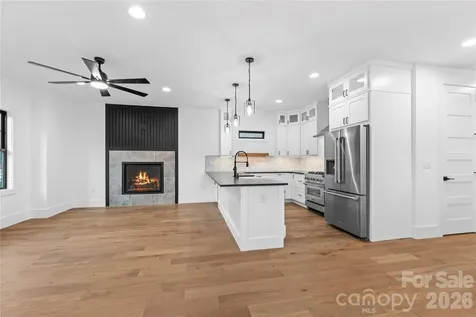 165 Martha Avenue Hendersonville NC 28792