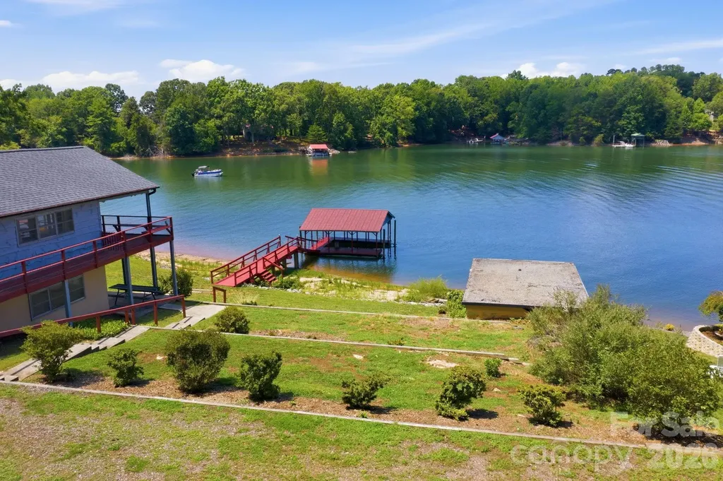 178 Penicillin Point Troutman NC 28677