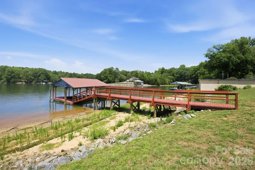 178 Penicillin Point Troutman NC 28677