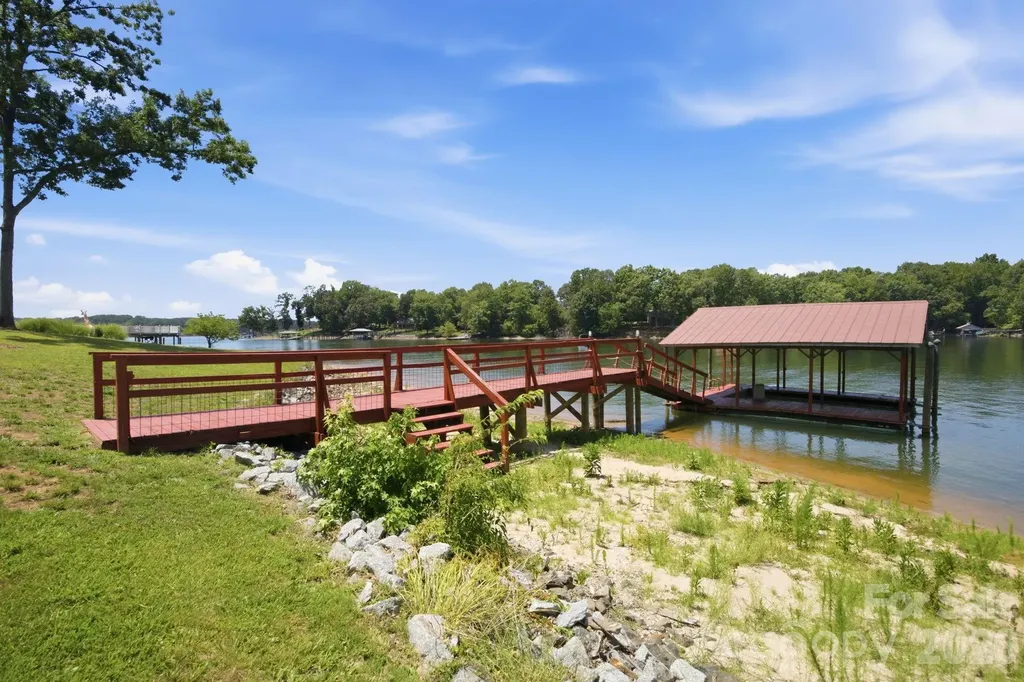 178 Penicillin Point Troutman NC 28677