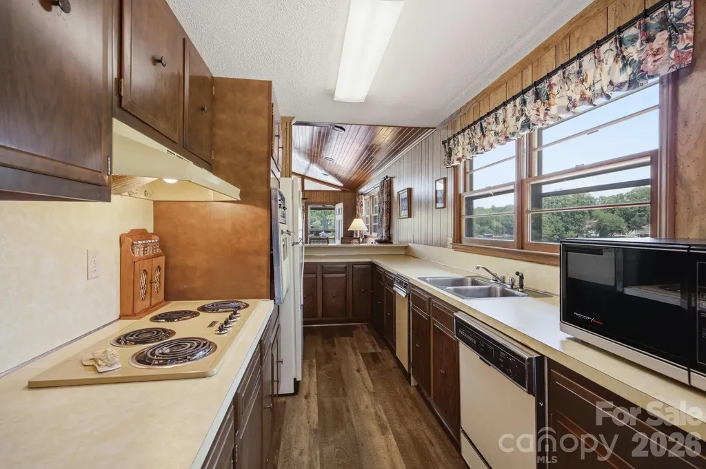 178 Penicillin Point Troutman NC 28677