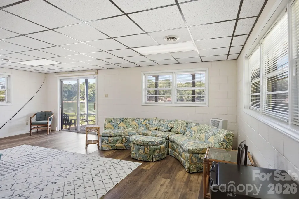 178 Penicillin Point Troutman NC 28677