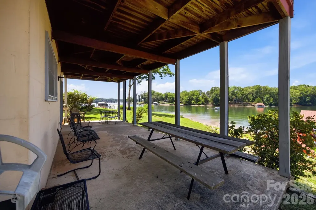 178 Penicillin Point Troutman NC 28677