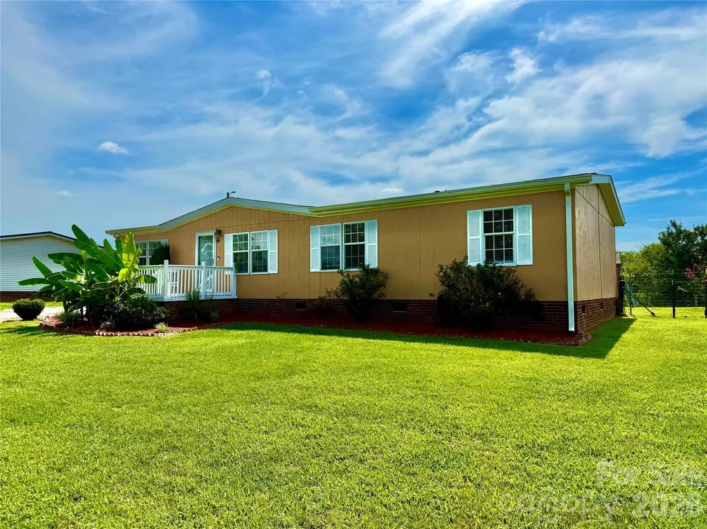 1104 Spring Meadow Drive Woodleaf NC 27054
