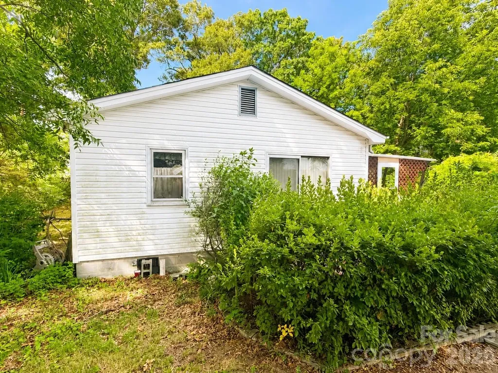 128 E Hilltop Drive Gastonia NC 28054