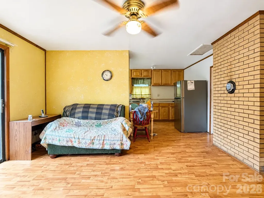 128 E Hilltop Drive Gastonia NC 28054