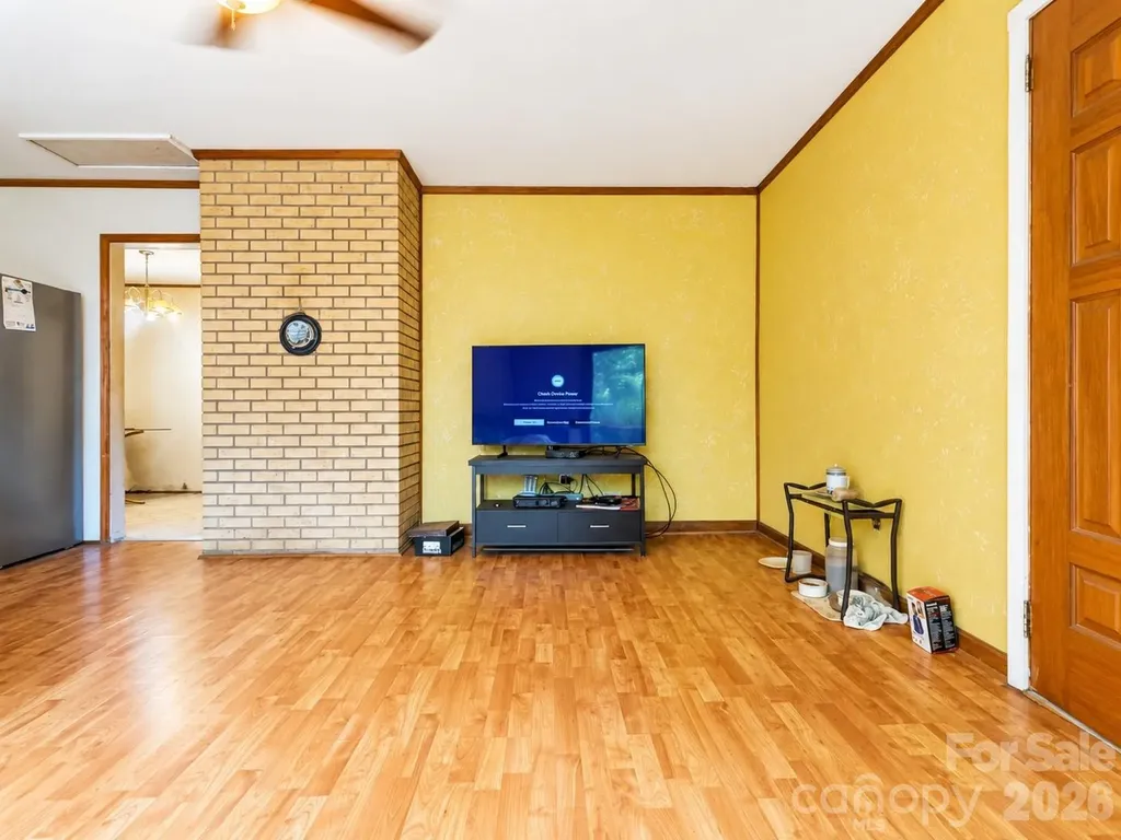 128 E Hilltop Drive Gastonia NC 28054