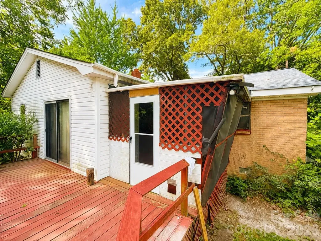 128 E Hilltop Drive Gastonia NC 28054