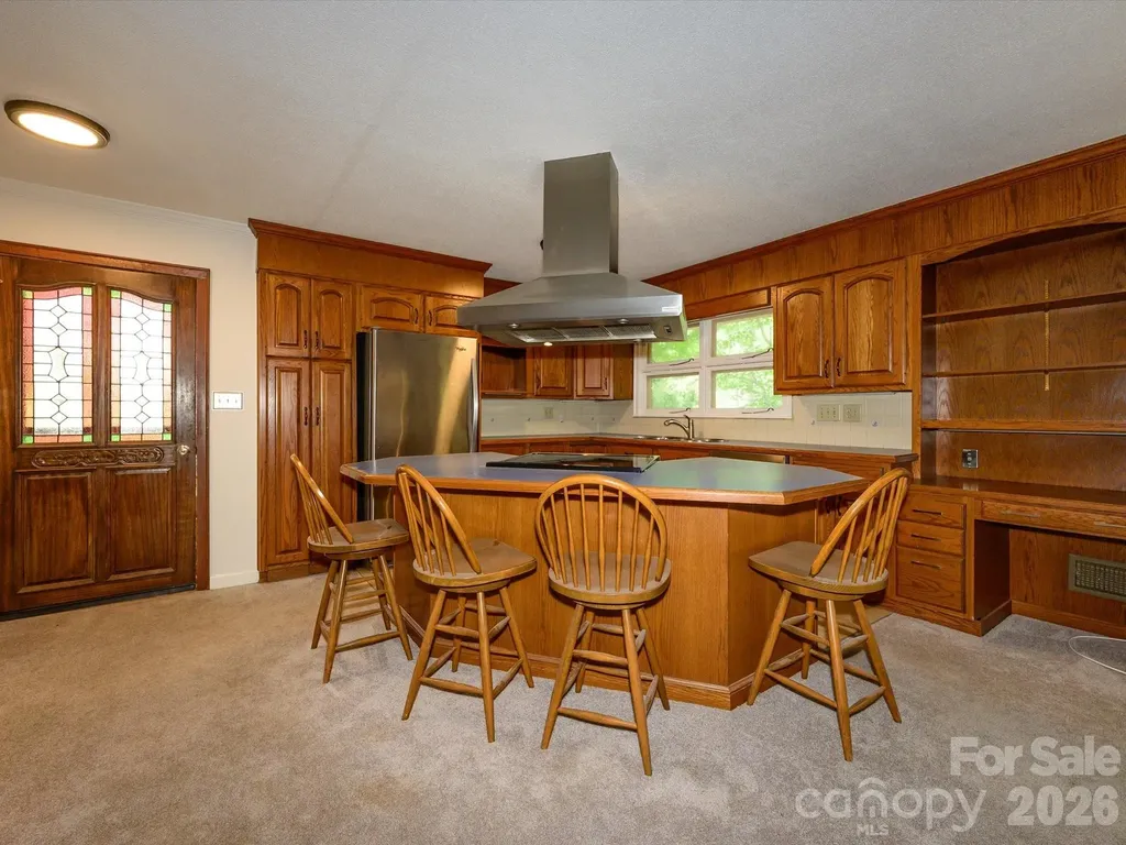 688 Grandview Drive NE Concord NC 28025