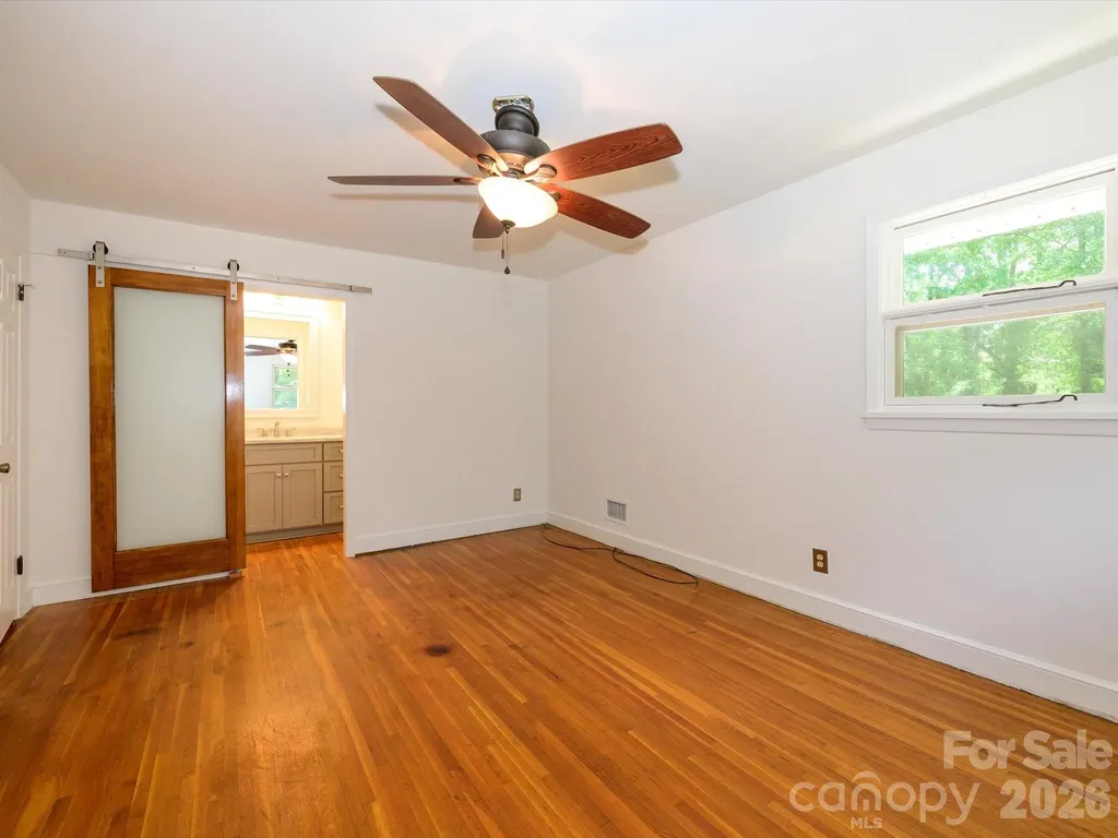 688 Grandview Drive NE Concord NC 28025