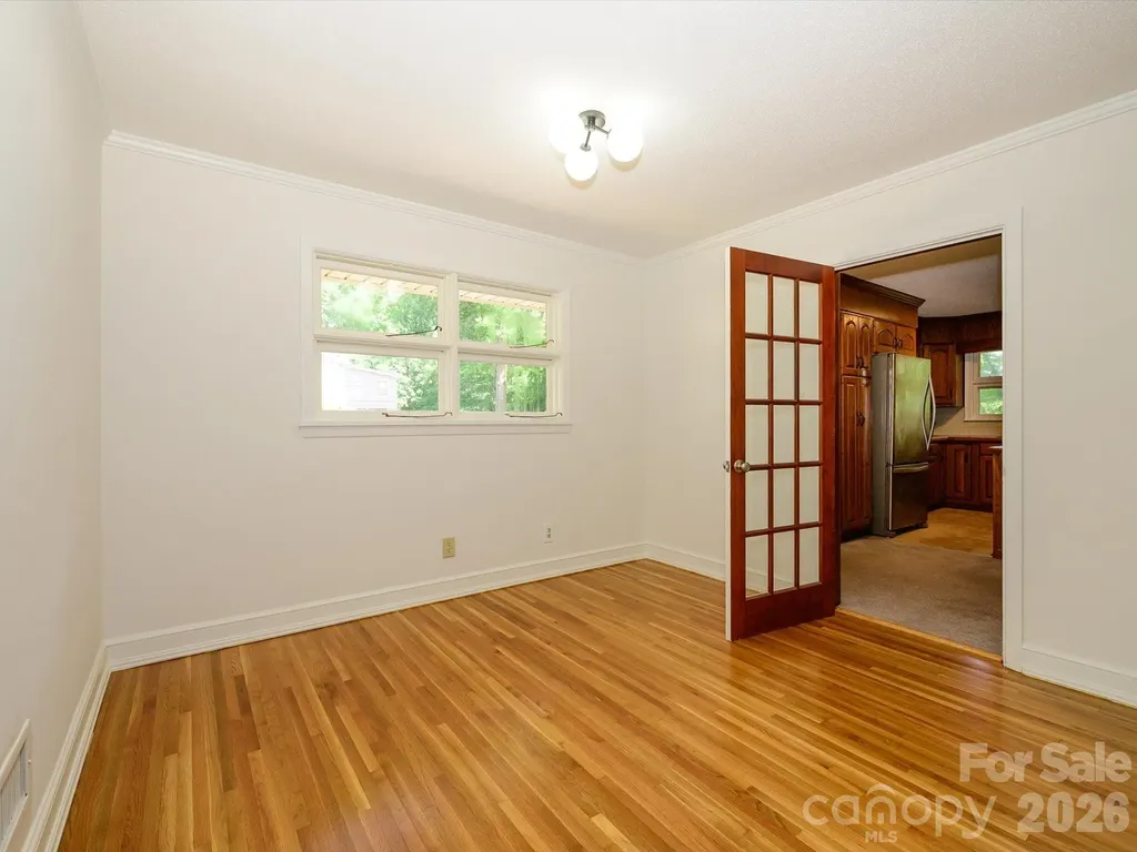 688 Grandview Drive NE Concord NC 28025