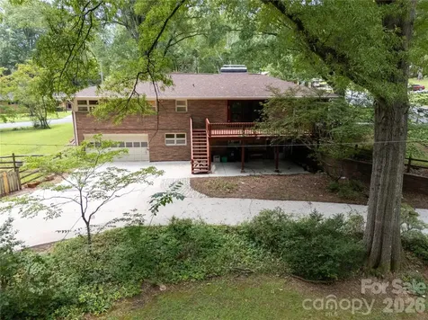 688 Grandview Drive NE Concord NC 28025