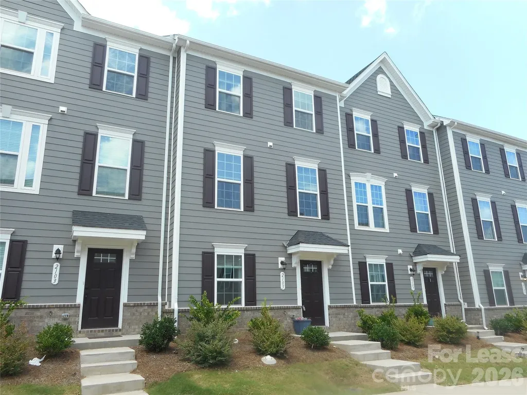 2105 Autumn Olive Lane Matthews NC 28104