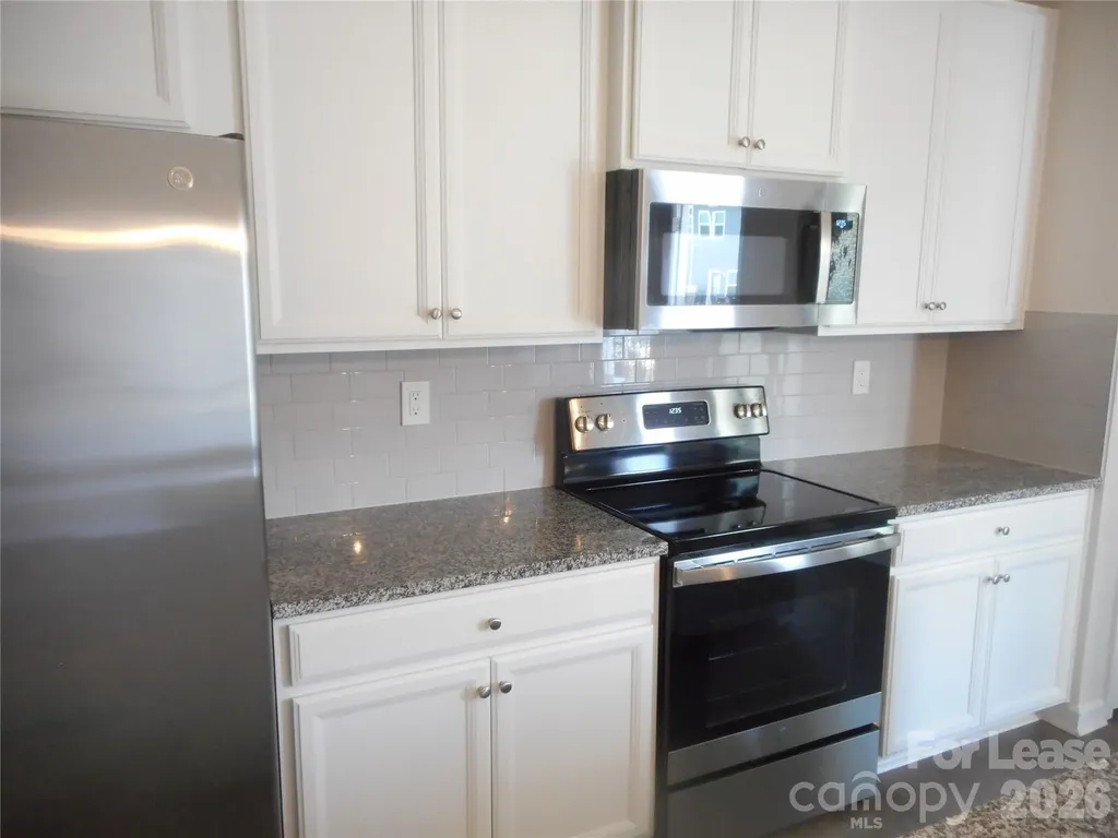 2105 Autumn Olive Lane Matthews NC 28104