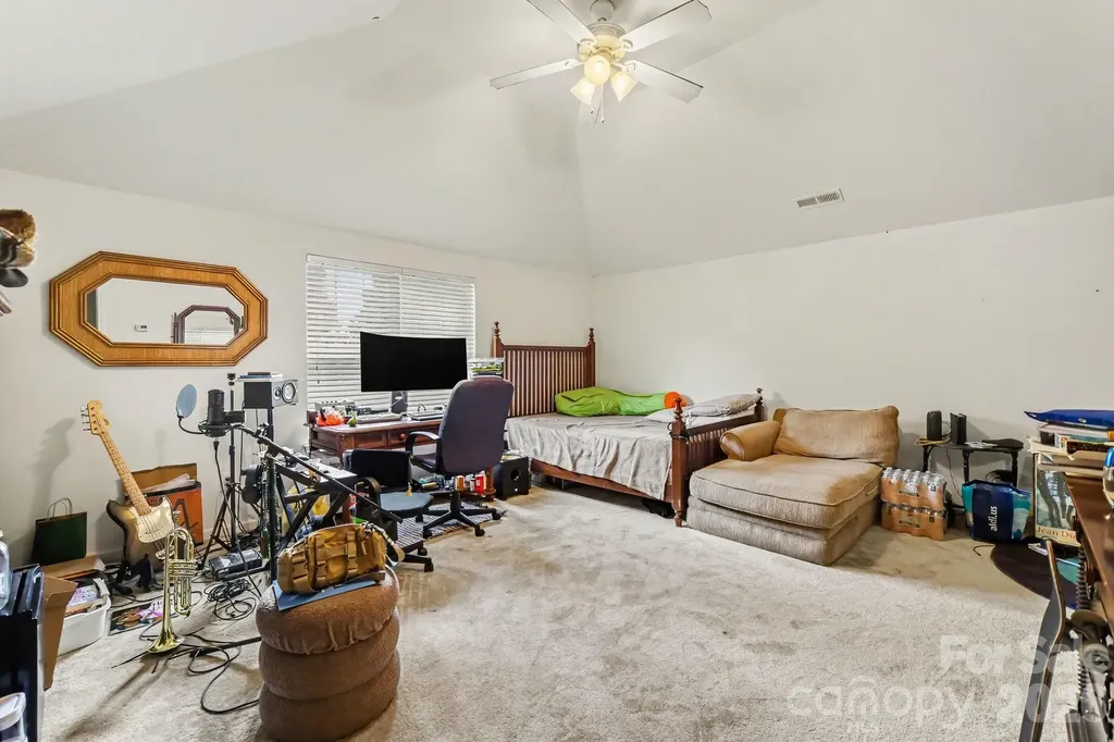 6900 Daisy Bee Court Charlotte NC 28126
