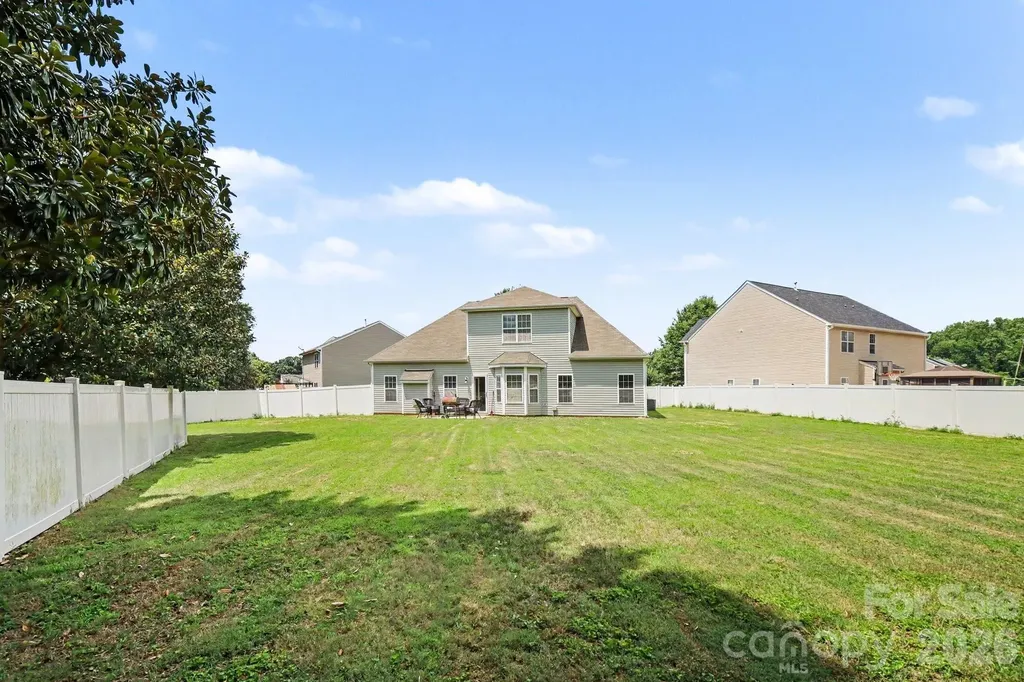 6900 Daisy Bee Court Charlotte NC 28126