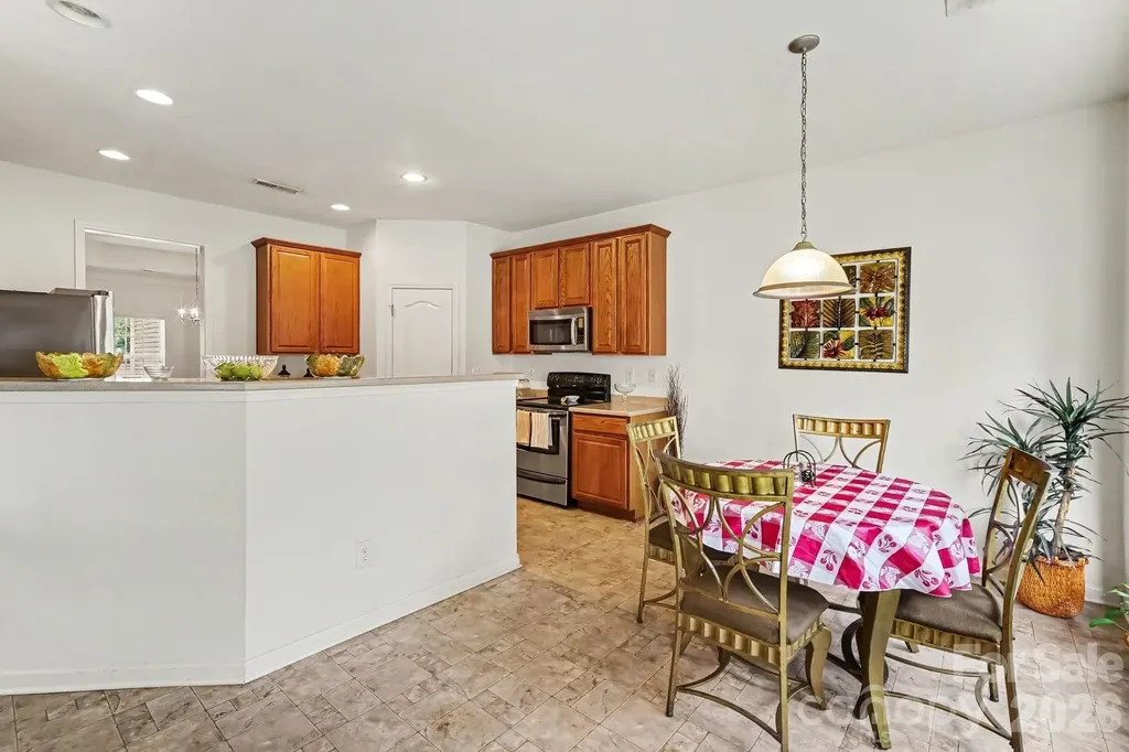 6900 Daisy Bee Court Charlotte NC 28126