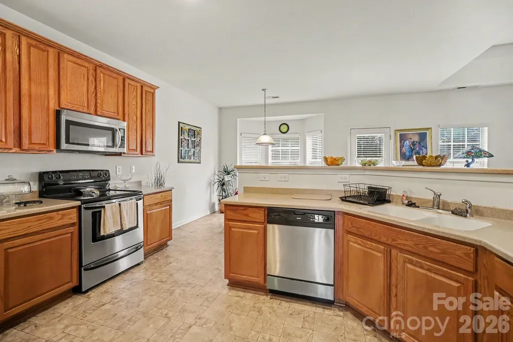 6900 Daisy Bee Court Charlotte NC 28126