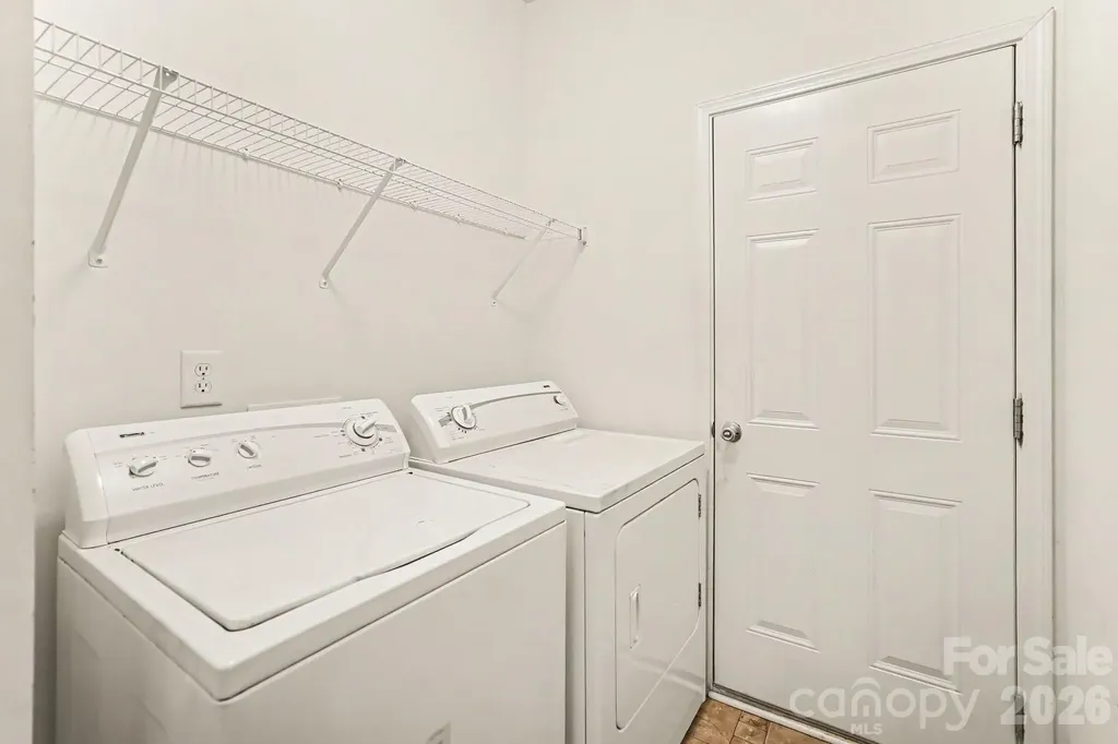 6900 Daisy Bee Court Charlotte NC 28126