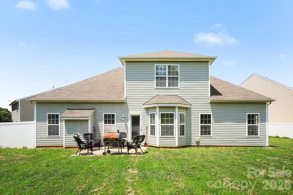 6900 Daisy Bee Court Charlotte NC 28126