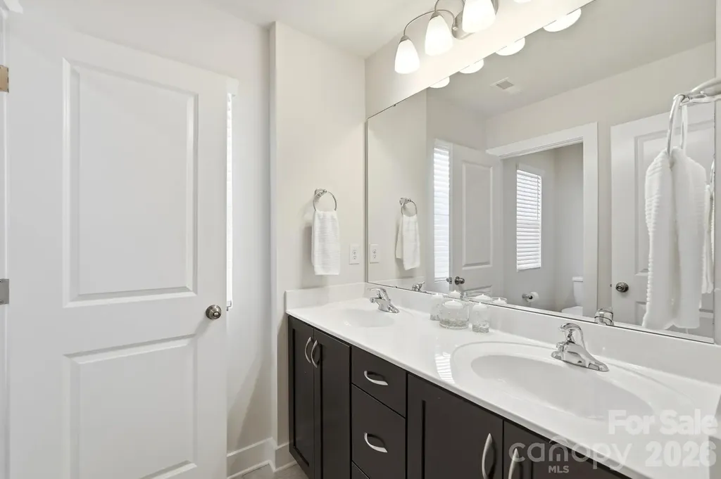 2745 Ensemble Court Charlotte NC 28262