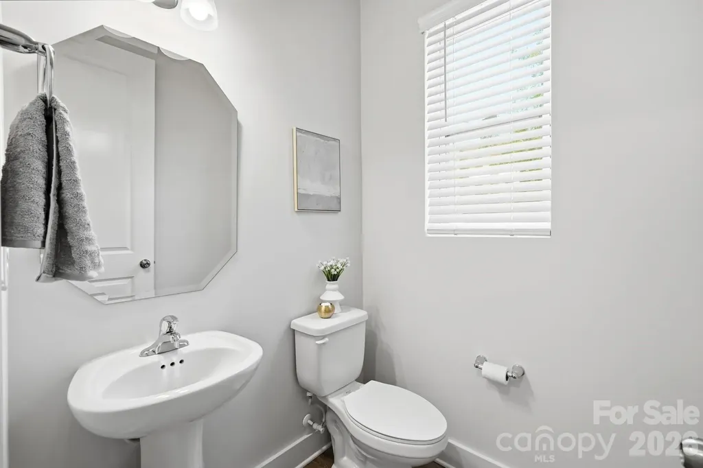 2745 Ensemble Court Charlotte NC 28262