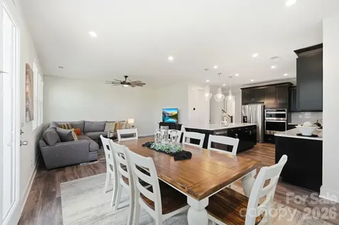 2745 Ensemble Court Charlotte NC 28262