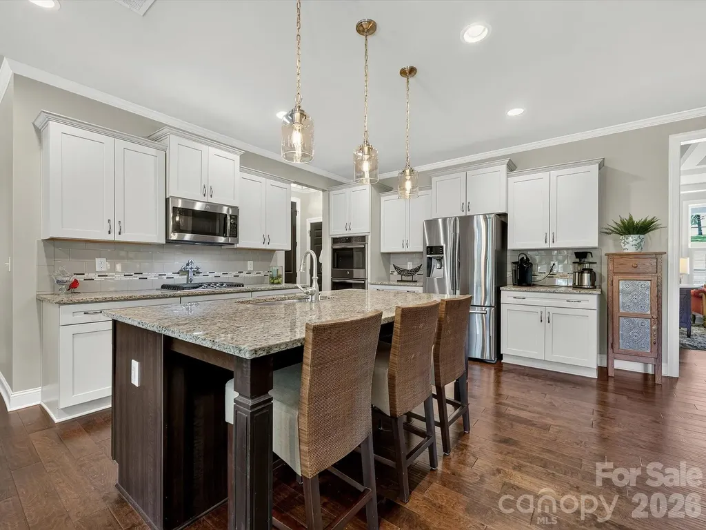 804 Sardis Lane Charlotte NC 28270