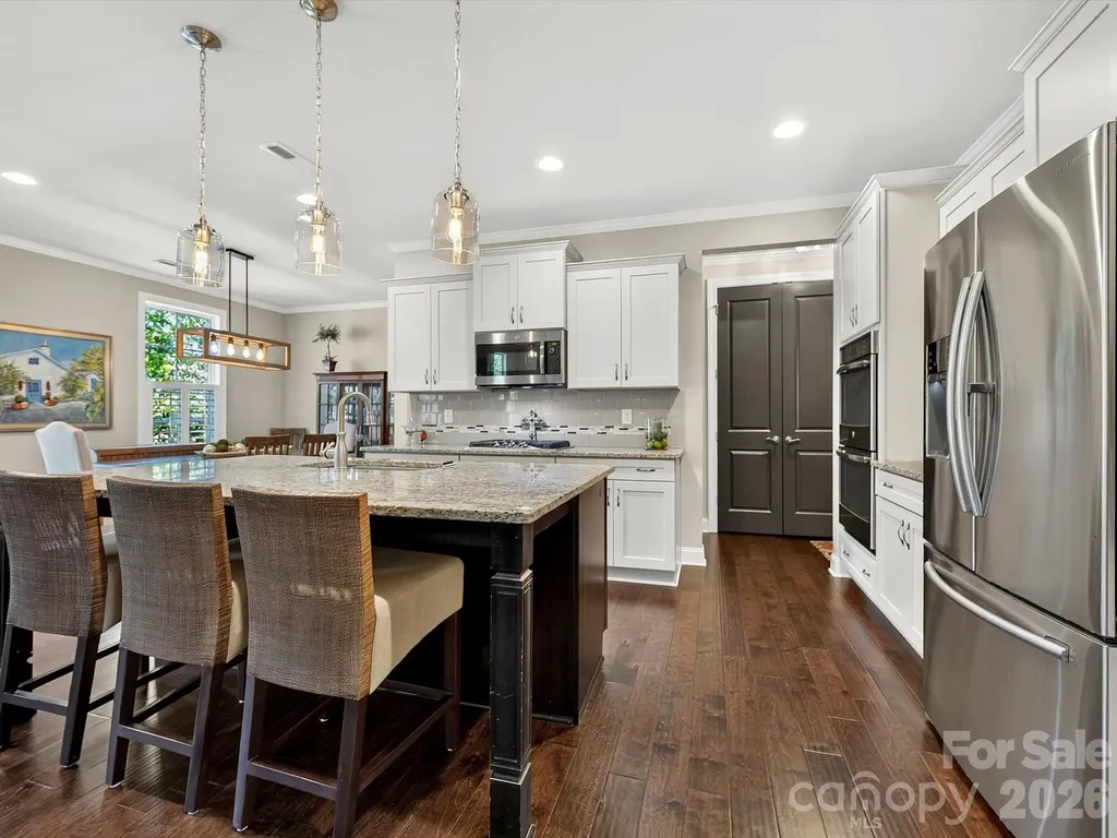 804 Sardis Lane Charlotte NC 28270