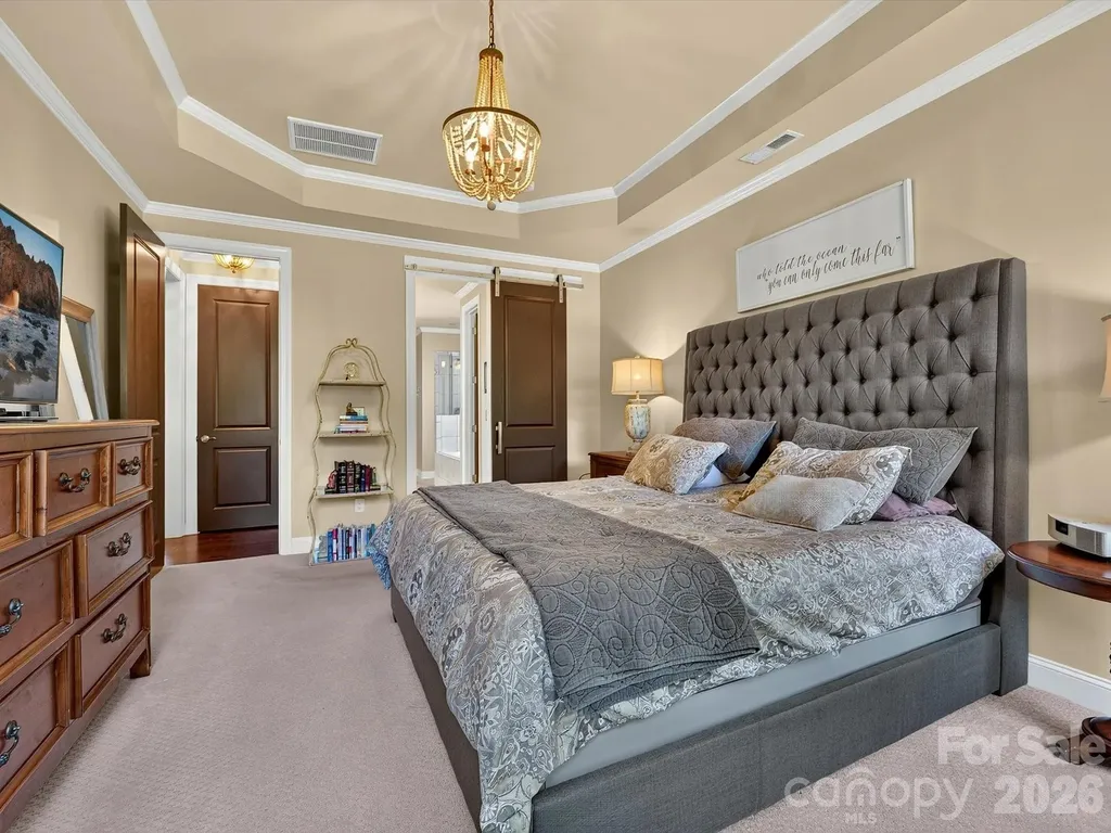 804 Sardis Lane Charlotte NC 28270