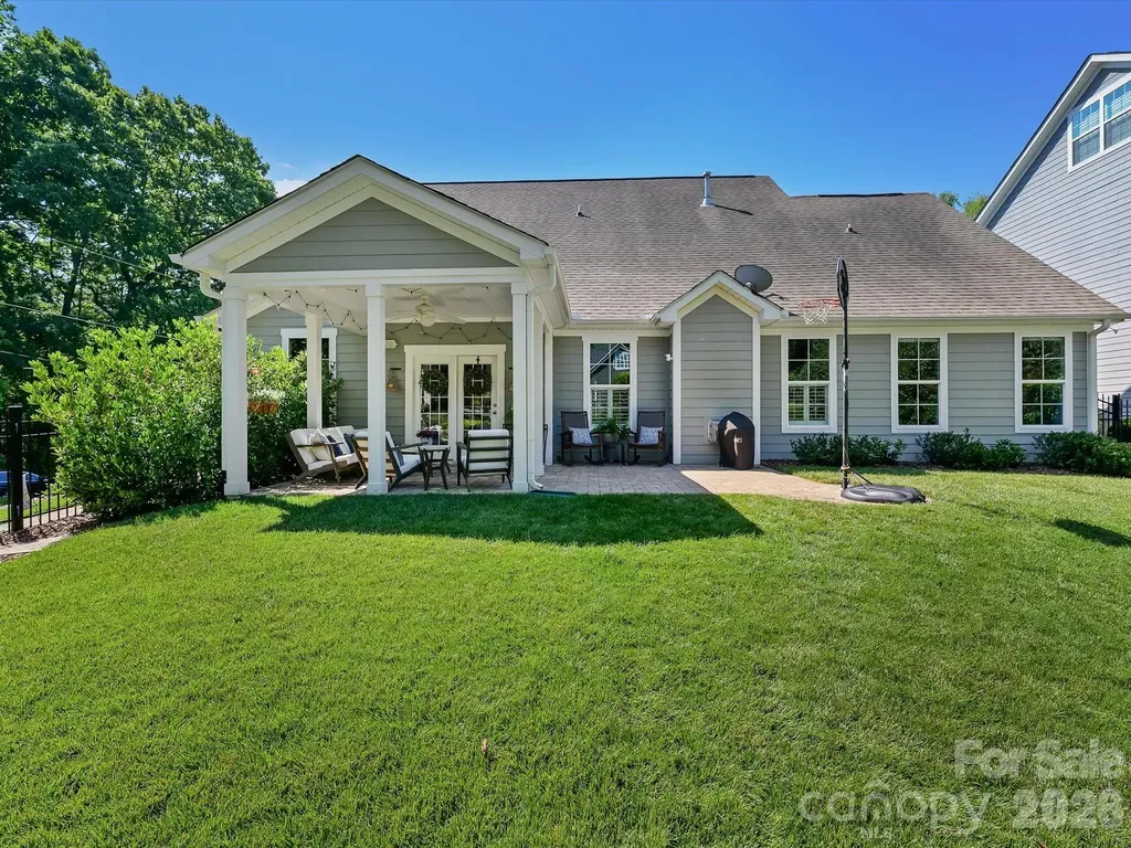 804 Sardis Lane Charlotte NC 28270