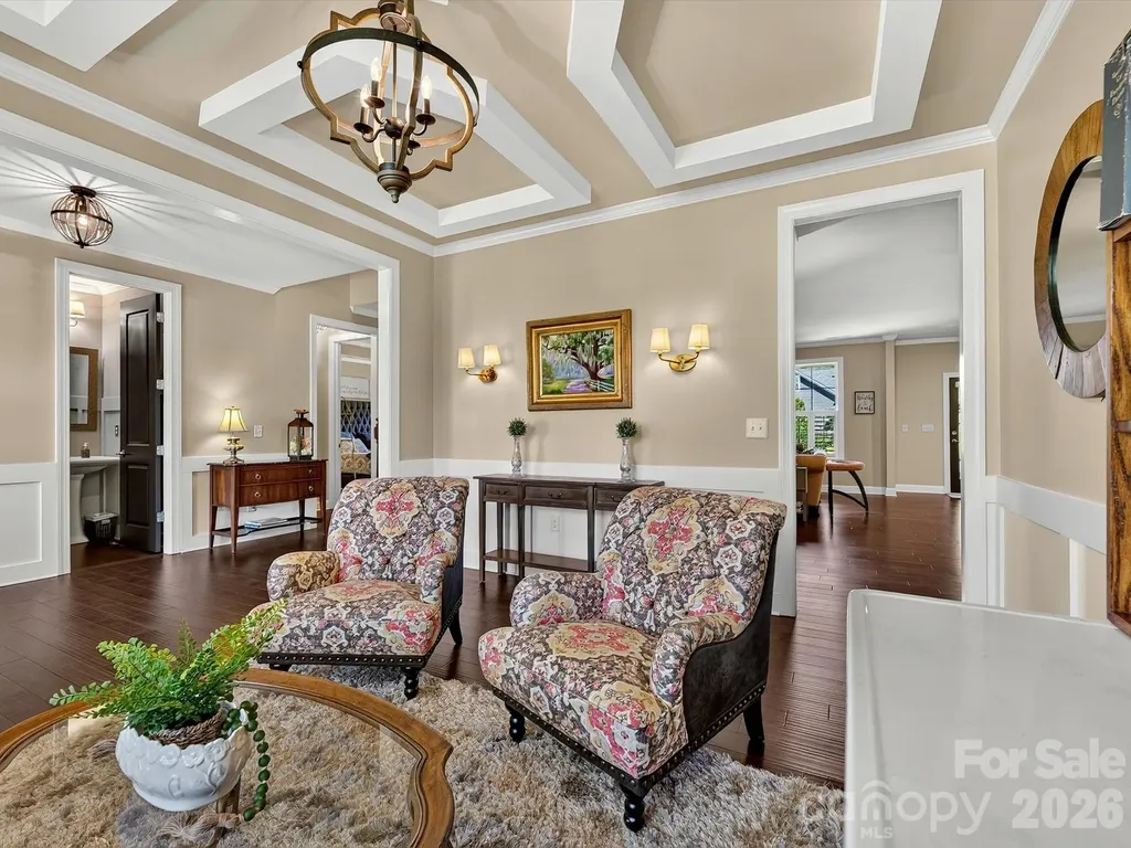 804 Sardis Lane Charlotte NC 28270