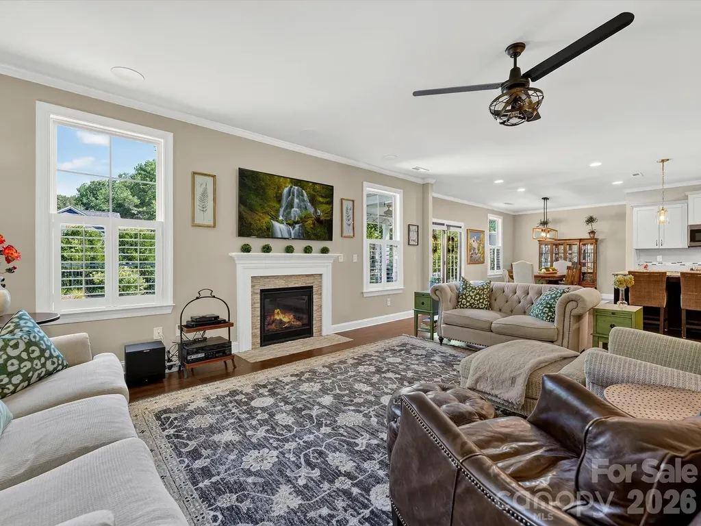 804 Sardis Lane Charlotte NC 28270