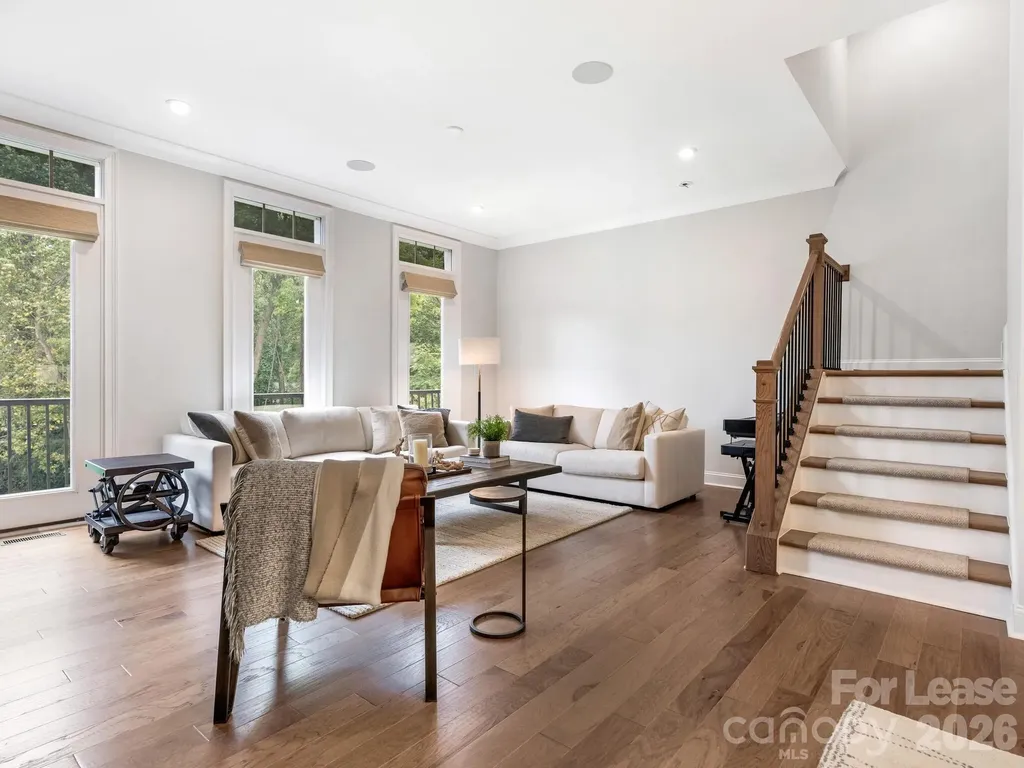2555 Deacon Avenue Charlotte NC 28204