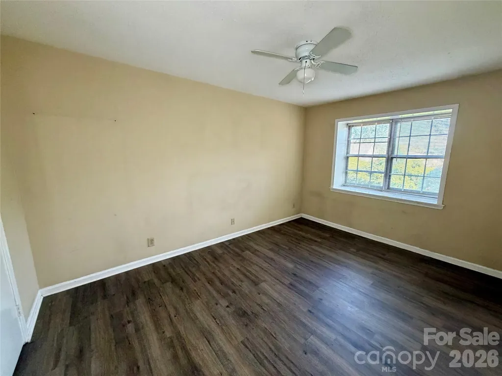 5805 Hunting Ridge Lane Charlotte NC 28212