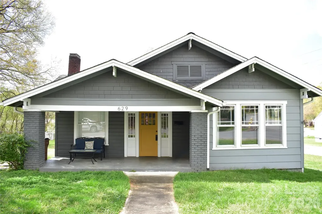 629 N Cedar Street Lincolnton NC 28092