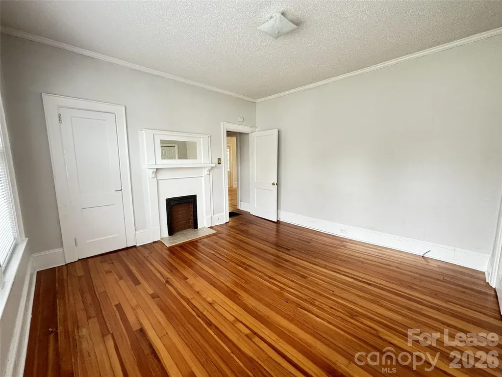 629 N Cedar Street Lincolnton NC 28092
