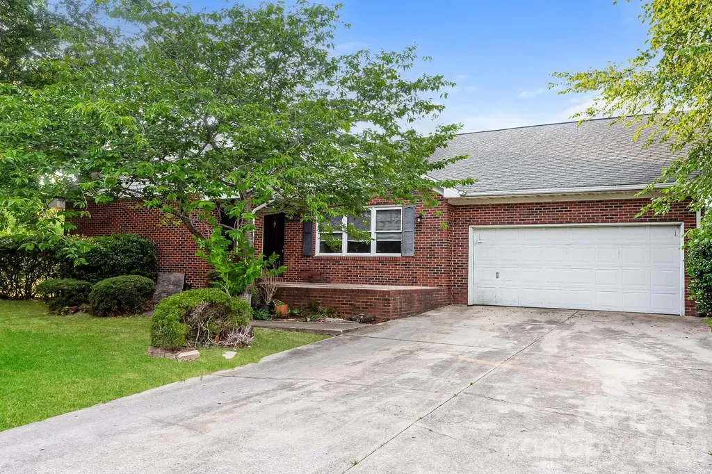 18805 Bluff Point Road Cornelius NC 28031