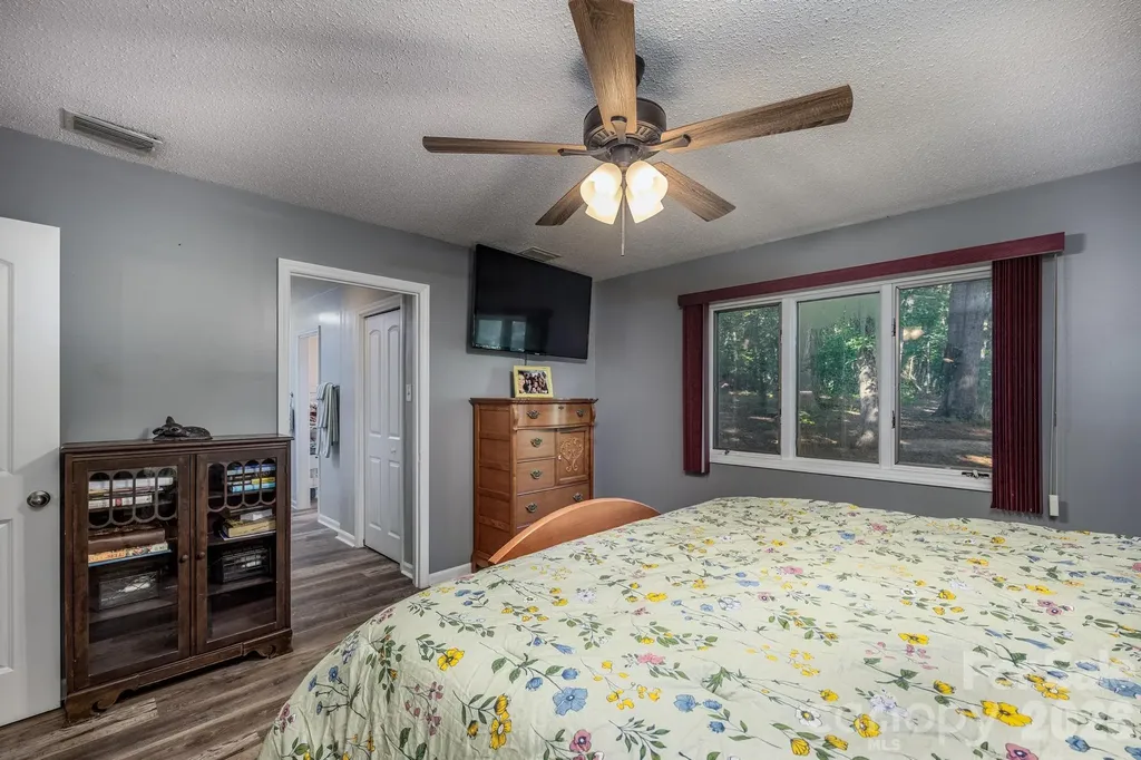 272 Massey Deal Road Statesville NC 28625