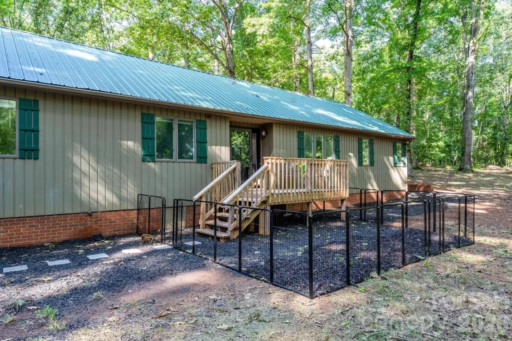 272 Massey Deal Road Statesville NC 28625
