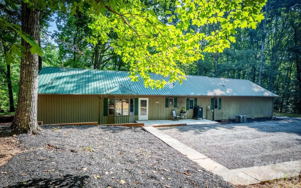 272 Massey Deal Road Statesville NC 28625