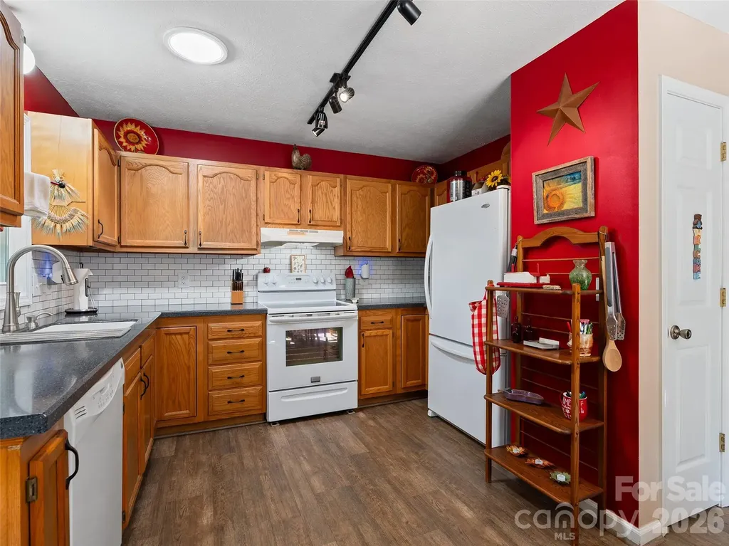 462 Farley Street Waynesville NC 28786