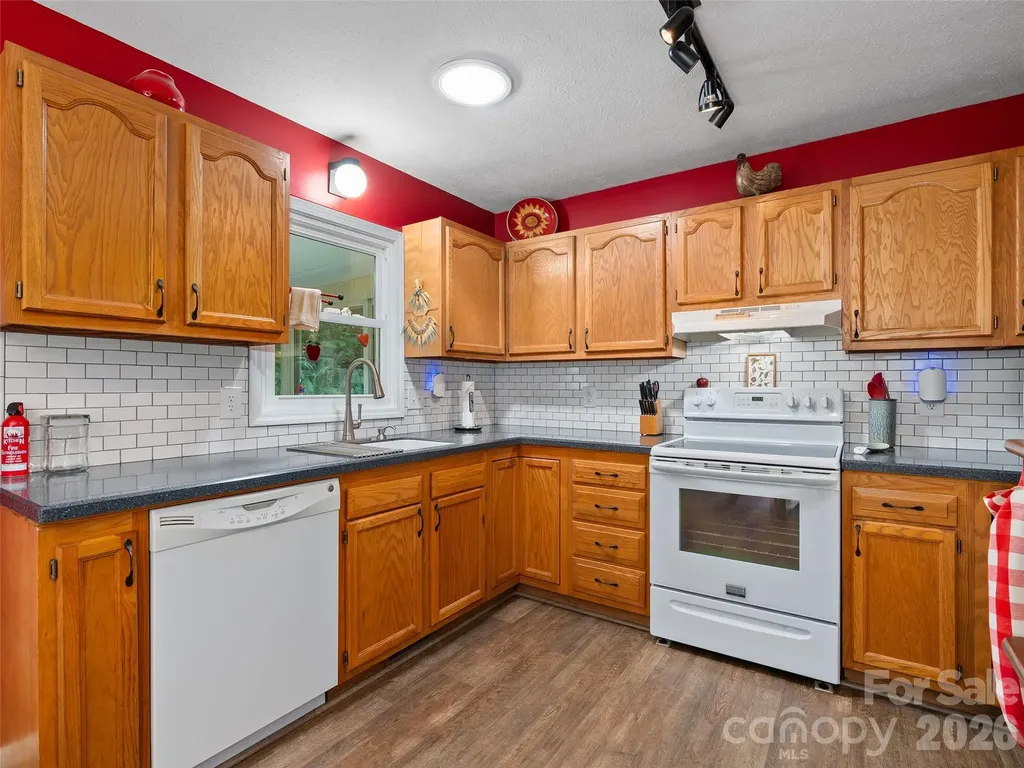 462 Farley Street Waynesville NC 28786