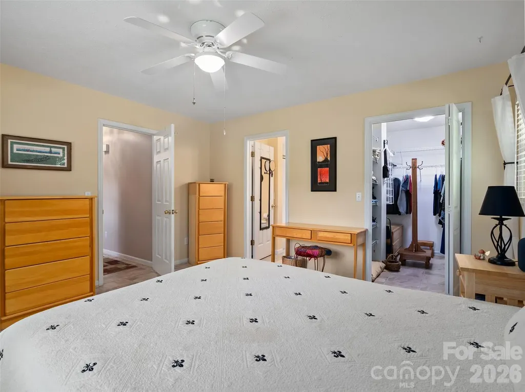 462 Farley Street Waynesville NC 28786